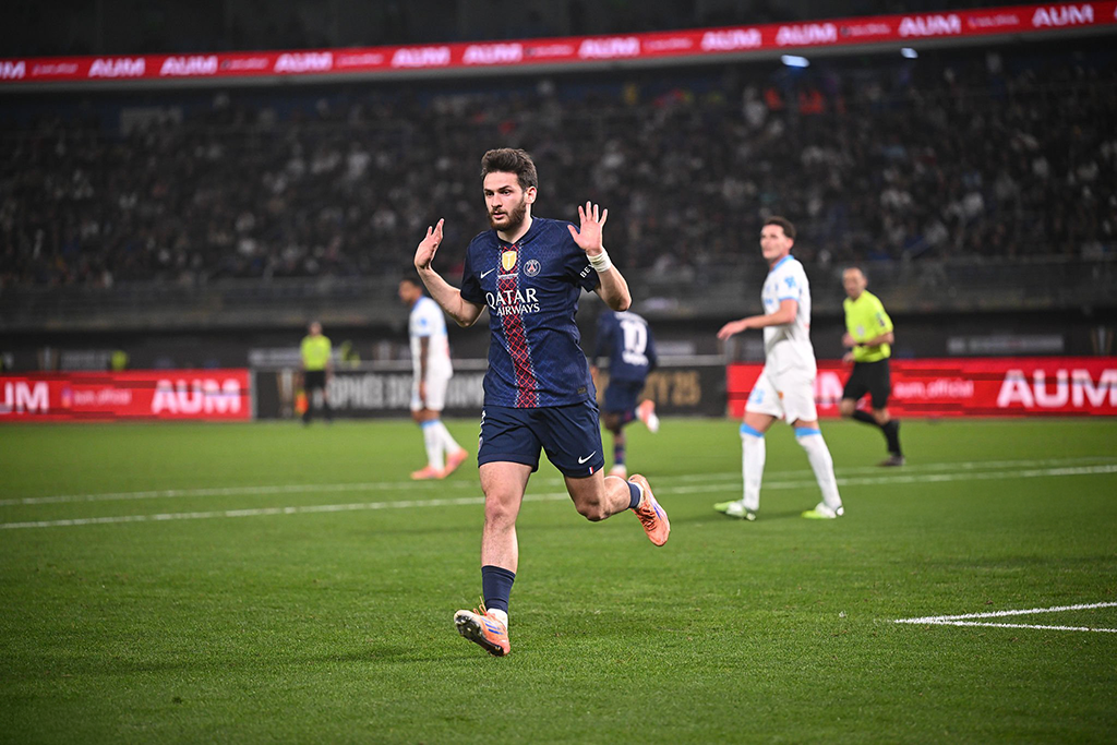 კვარამ სეზონი ტიტულით გახსნა — პსჟ-მ „საფრანგეთის სუპერთასი“ პენალტებში მოიგო